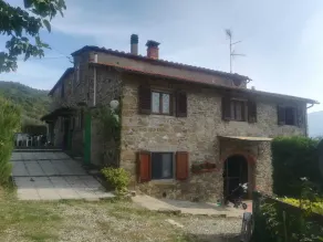 Detached stone view cottage with swimming pool and fenced garden. - Image 3