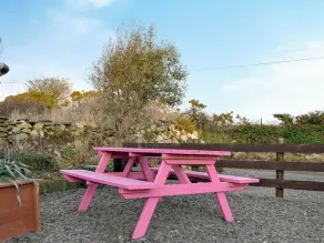 1 bedroom accommodation in Llanwnda, near Goodwick - Image 5