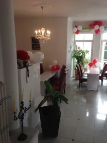 Gästehaus Tante Tienchen 7 Minuten zu Fuss zum Europa Park , plus kostenloses Parkplatzticket Rulantica ,alle unsere Suiten haben einen Balkon - Image 5