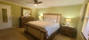 5 beds/2 bath fully furnished house. WALK TO COURSE!! Masters 2026 !!! - Image 5