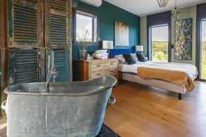 Luxury villa, heated infinity pool, hot tub near Carcassonne, South of France - Image 5