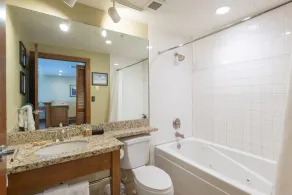 Unequalled Ski in Out, Next to Gondola, Sundial 1BR, Pool, Hot tub, Condo Nast Winner C305 - Image 4