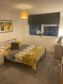 Modern city centre two bedroom fully equipped apartment - Image 5