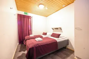 Spacious 3BR Holiday Apt with Sauna & Parking next to Ski Slopes - Image 3
