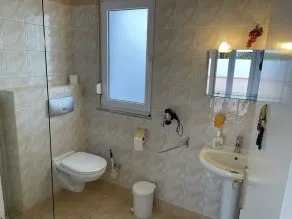 New - Villa Cornelia with pool. B. 1-room apartment. Sea view over olive groves - Image 3