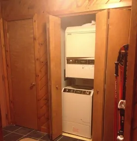 Stratton Mountain, Ski In / Ski Out, Edificio Obertal C, 2 camere da letto, 1 bagno - Image 3
