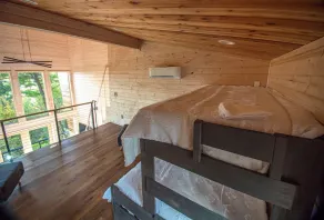 Tree Loft 2 in the trees on a bluff in the Cumberland mountains - Image 3