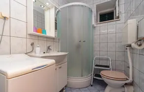 2 bedroom amazing home in Podobuce - Image 3
