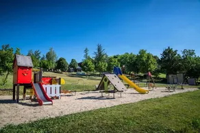 Vacation Rental for 8 People - Image 2
