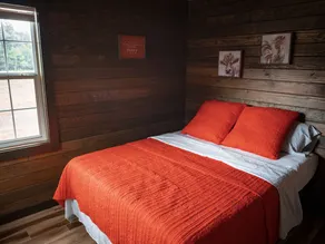 Rustic Cabin in the Woods - Image 5