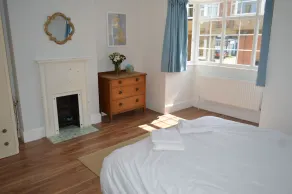 A Happy House in Margate - Image 4