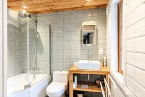 Chalet Buddies - Large chalet with jacuzzi and sauna - Image 2