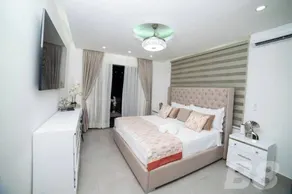 Tower Rialto | A Cozy Getaway - Image 4