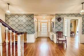 7 bedroom mansion with Elevator   - Image 3