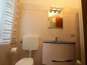 Apartment em Luino com 1 quartos e capacidade para 3 pessoas - Image 2
