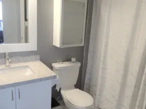 Rare find - 2 bedroom, 2 bathroom condo with great view - Image 3