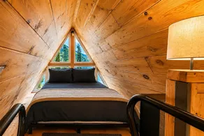 Doc Roy's Legacy on Fish Lake by NW Comfy Cabins - Image 4