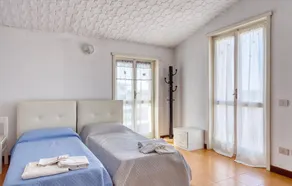 Smukt hjem i Piacenza med privat swimmingpool, kan være inde eller ude - Image 5