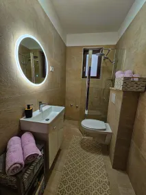 Spacious property with pool 50m2, groups,4 km- beach, sea view, 24 sleeps places - Image 5