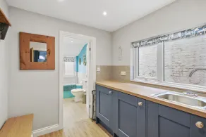 Pet Friendly 3 Bed House Southsea - NEW LISTING!!! - Image 2