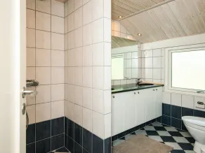 8 person holiday home in Oksbøl - Image 4
