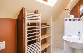 2 Bedroom Amazing Home In La Hague - Image 3