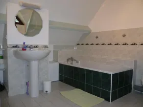 Charmant gîte dans la nature avec jardin, animaux admis - Image 2