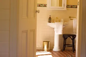 The Retreat at Amryhouse - Image 2