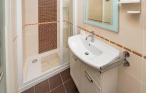 Awesome apartment in Moscenicka Draga with WiFi - Image 4