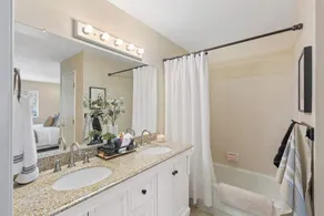 Pristine Santa Cruz Beach House - Image 5