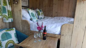 Ynys Hideout - Image 3