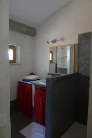 Charmantes Mazet, komplett renoviert, sehr ruhig, im Pinienwald, nahe dem Zentrum - Image 4