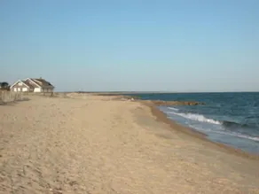 Steps to the Beach in East Falmouth, PET FRIENDLY &  clubhouse heated pool. - Image 4