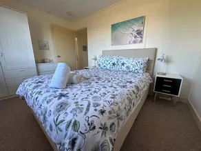 Walk to the beach-3BR House-Aircon-Pool table-WiFi-Pet friendly-EV Charger - Image 2