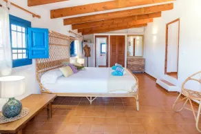 Migjorn house10pax.5 bedrooms+4,5 bathrooms.Sea views.800 meters Migjorn beach. - Image 3