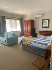 Self contained fully equipped 1 bedroomed studio on exclusive rural estate. - Image 4