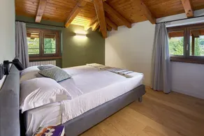 Elegante Ferienwohnung \"Salvia\" im Dachgeschoss mit Bergblick und Balkon - Image 4