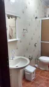 Great house, close to the beach, the city center, and other tourist attractions! - Image 4