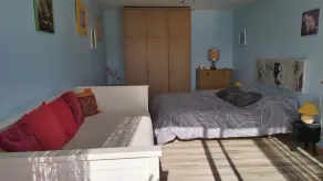 2 bedroom house with terrace and garden - Image 4