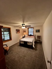 Lovely cabin on 136acre, 13 Miles from North Asheville.  6 miles from BR Parkway - Image 5