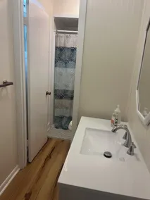 Pet Friendly.  Newly Remodeled, Free parking and Steps to the beach! - Image 2