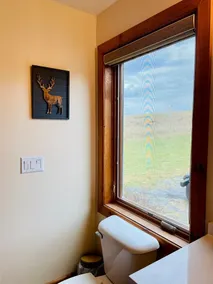 Meet Bessie, your upscale cabin at the lake. - Image 4