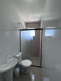 Two-story house 450m from the sea in Brisas de São Chico. - Image 3