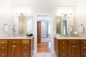 Luxury Lake Living Close to the City!  w/ optional pontoon boat with a slide! - Image 3