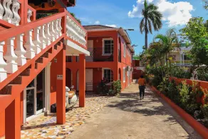 Paradise On The Rocks Hotel - Image 5