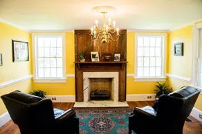 The Maury River House: A Waterfront Luxury Country Experience - Image 2
