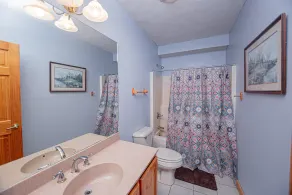Duck Pond Lodge - Image 3