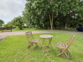 THE STABLES, romantic, country holiday cottage in Walmer Bridge - Image 2