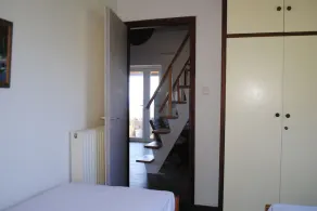 Peaceful apartment with gorgeous view over sea and village - Image 4