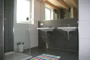 Fritliggende, rummelig villa (180m2) lige ved skiløjpe og swimmingpool - Image 5